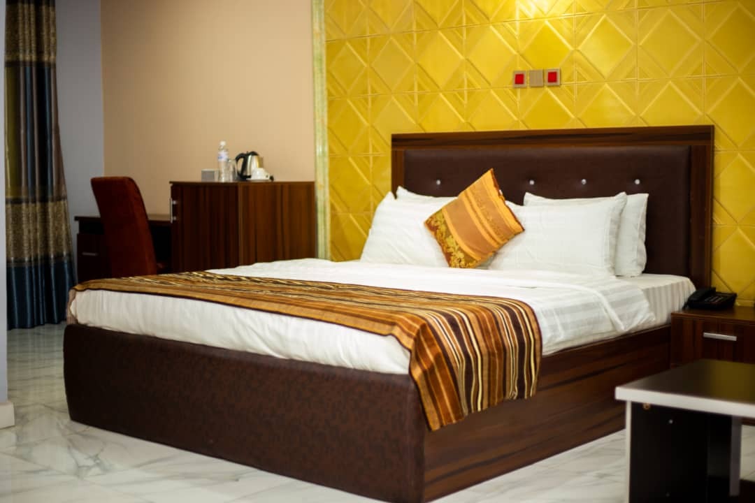 /web/uploads/116/Bchezz Hotel/room-photos/Super Executive room/WhatsApp Image 2026-05-21 at 2.57.20 PM (1).jpg